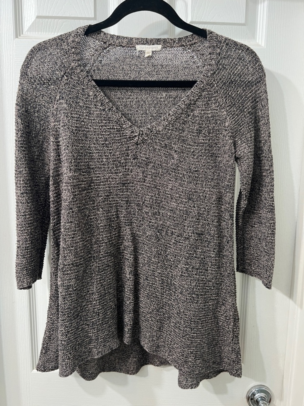 Eileen Fisher 100% Linen Textured Knit Top Relaxed V-Neck Lagenlook Size XS
